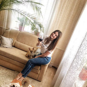 Meet your Posher, Alina